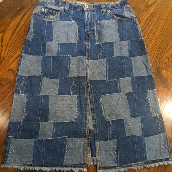 Buffalo by David Bitton Patch Denim Pencil Skirt - Picture 1 of 8